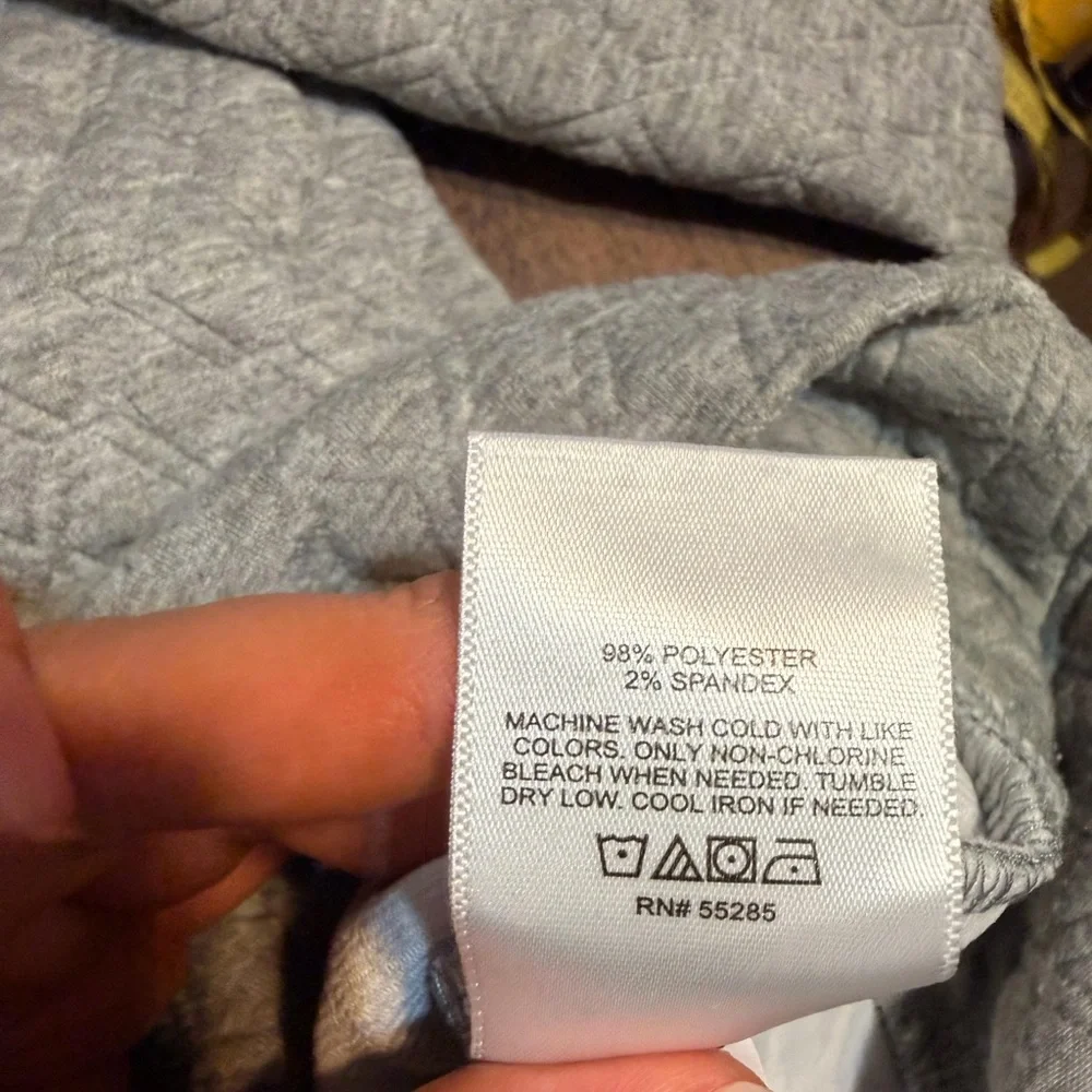 Express Men's Gray Zip-Up Quilted Sweater
